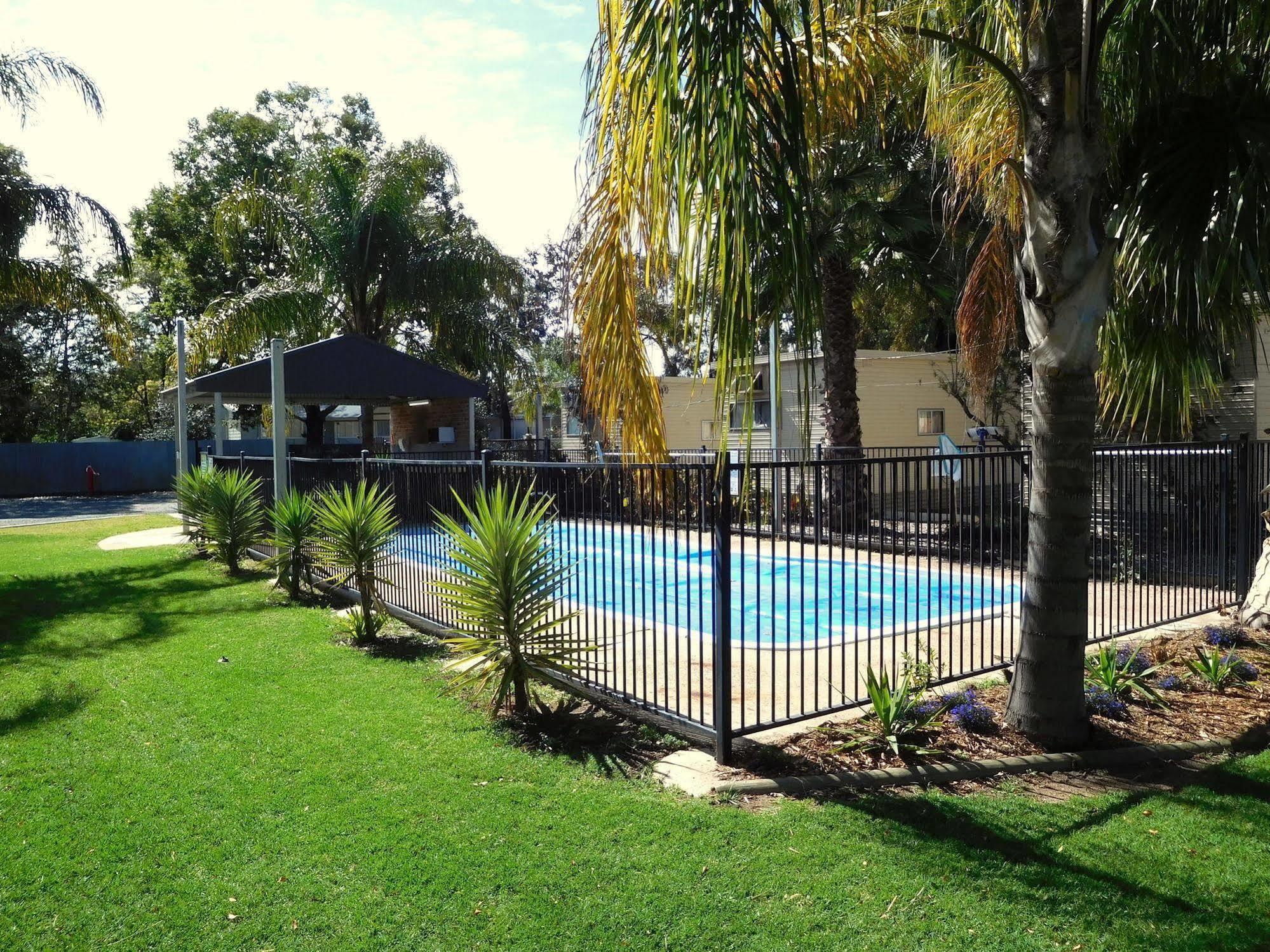 And Narrabri
