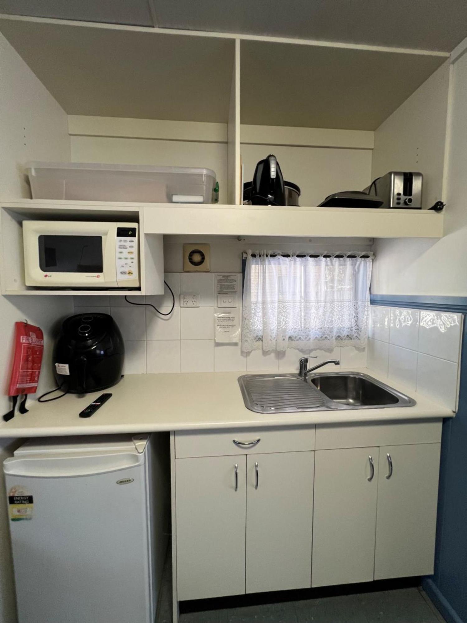 Motel And Narrabri
