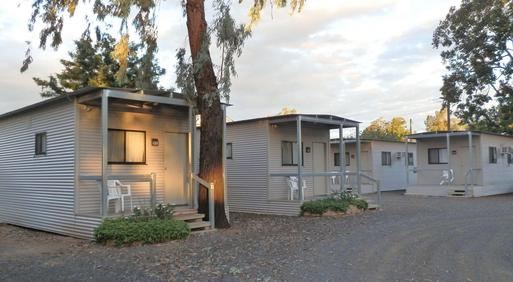 Motel And Narrabri